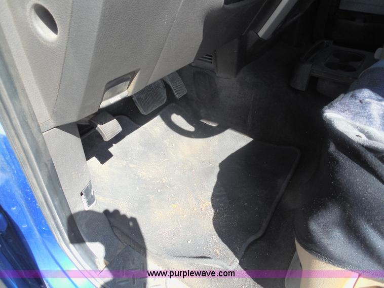 image for item E6309 2011 Ford F150 SuperCrew pickup truck