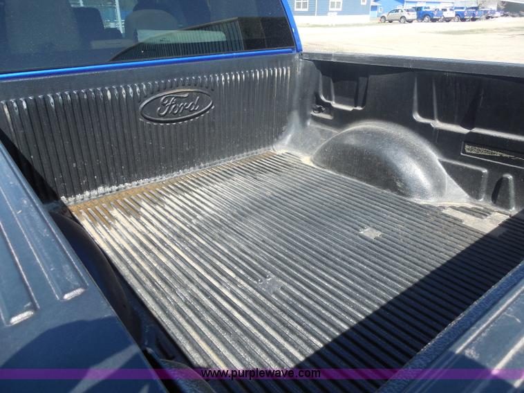 image for item E6309 2011 Ford F150 SuperCrew pickup truck