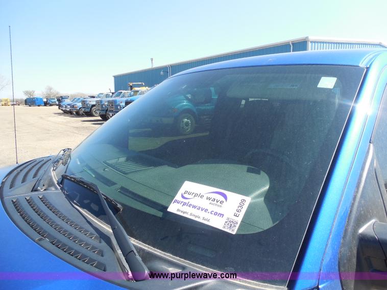 image for item E6309 2011 Ford F150 SuperCrew pickup truck