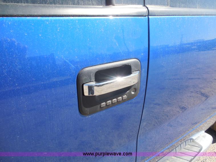 image for item E6309 2011 Ford F150 SuperCrew pickup truck