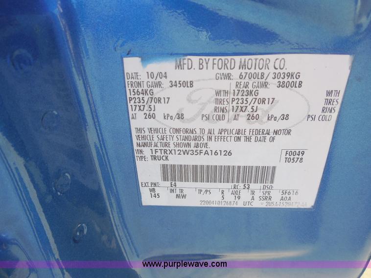 image for item E6310 2005 Ford F150 SuperCab pickup truck