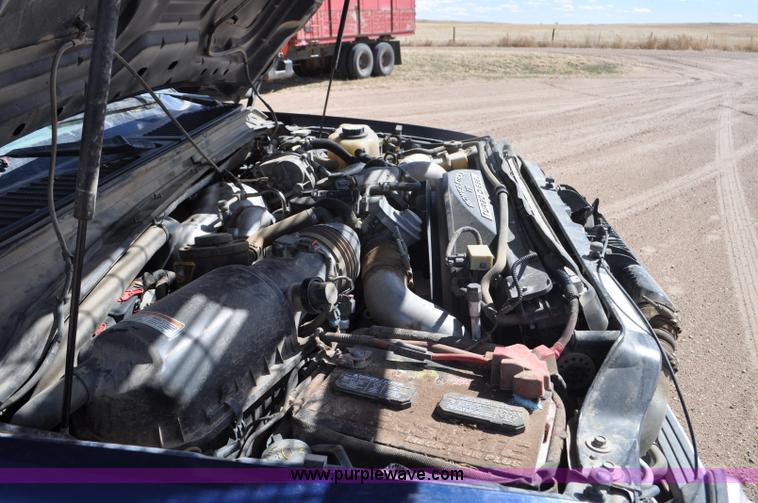 image for item F2305 2008 Ford F250 Super Duty XLT Crew Cab pickup truck