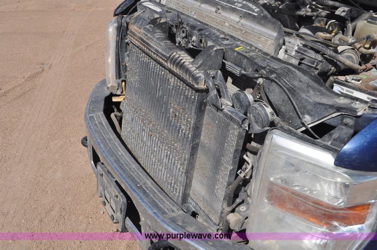 image for item F2305 2008 Ford F250 Super Duty XLT Crew Cab pickup truck