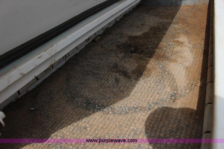 image for item F7551 2005 Chevrolet Silverado 2500HD Ext. Cab utility truck