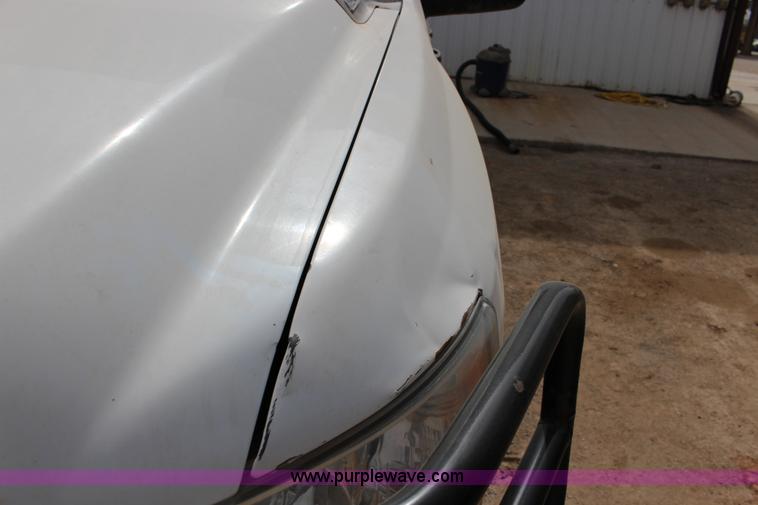 image for item F7556 2008 Chevrolet Silverado 2500HD Crew Cab pickup truck