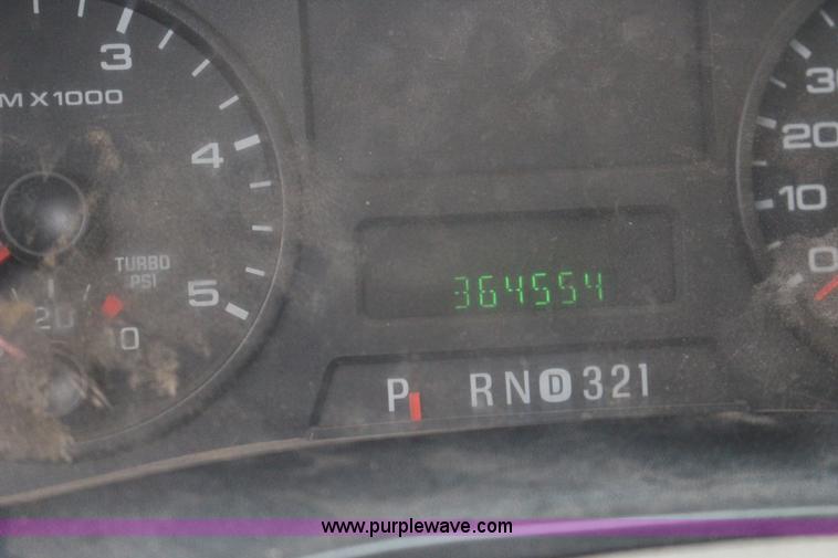 image for item F7582 2006 Ford F250 Super Duty SuperCab pickup truck