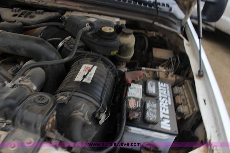 image for item F7582 2006 Ford F250 Super Duty SuperCab pickup truck