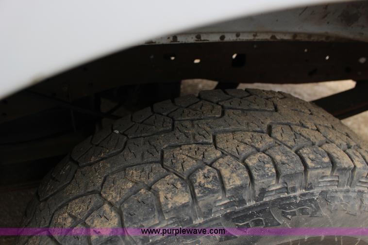 image for item F7582 2006 Ford F250 Super Duty SuperCab pickup truck