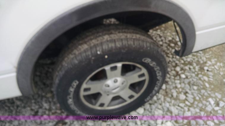 image for item F8427 2007 Ford F150 FX4 SuperCrew pickup truck