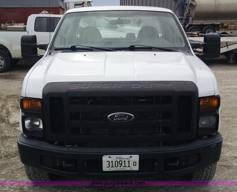 image for item F8429 2008 Ford F250 Super Duty XL SuperCab pickup truck