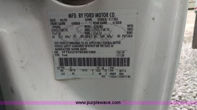 image for item F8429 2008 Ford F250 Super Duty XL SuperCab pickup truck