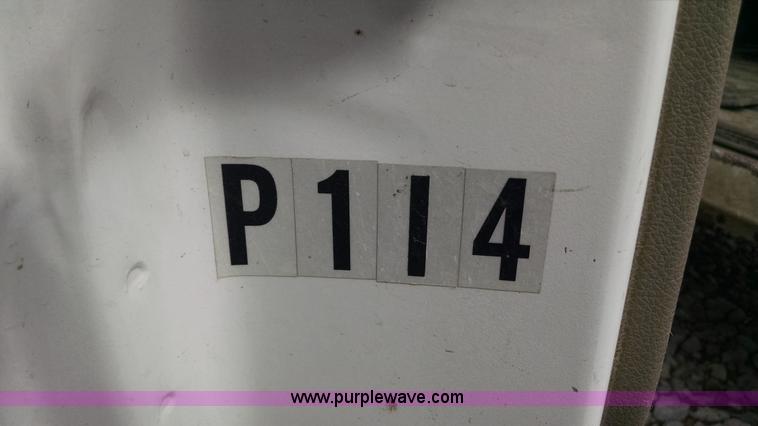 image for item F8429 2008 Ford F250 Super Duty XL SuperCab pickup truck