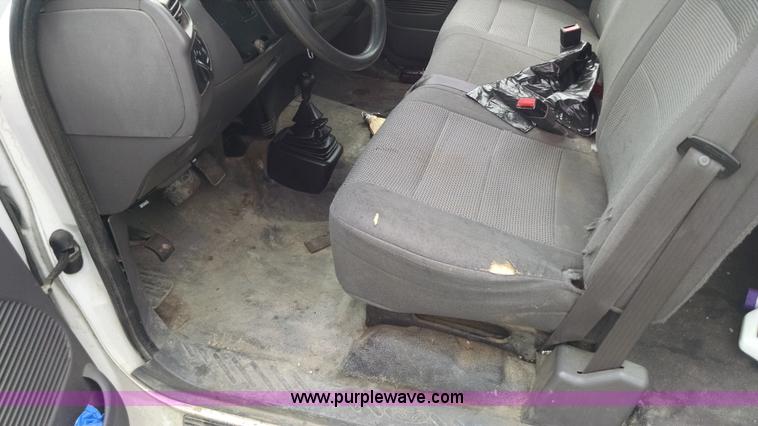 image for item F8430 2004 Ford F150 SuperCab pickup truck