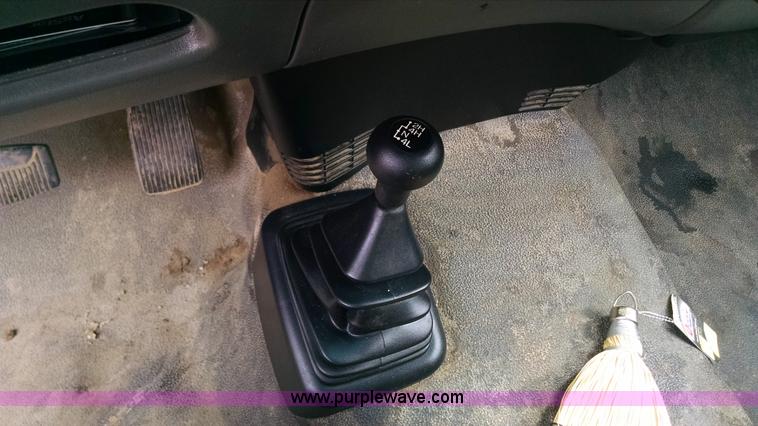 image for item F8430 2004 Ford F150 SuperCab pickup truck