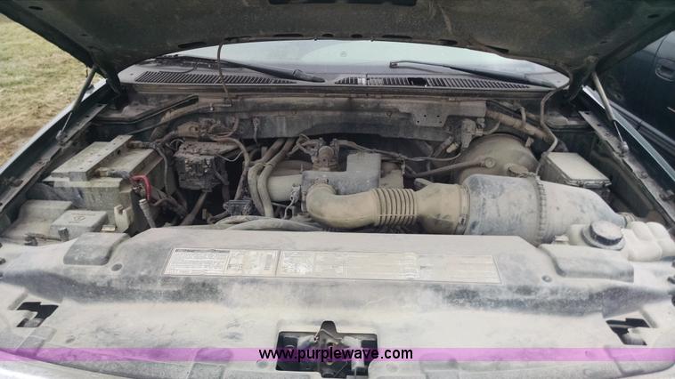 image for item F8431 2000 Ford F150 SuperCab pickup truck