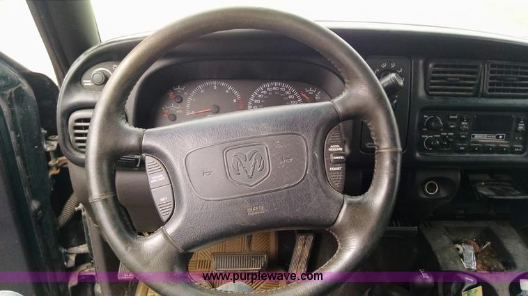 image for item F8432 1998 Dodge Ram 1500 Quad Cab pickup truck