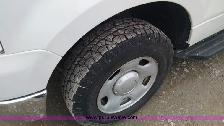 image for item F8434 2008 Ford F150 SuperCrew pickup truck