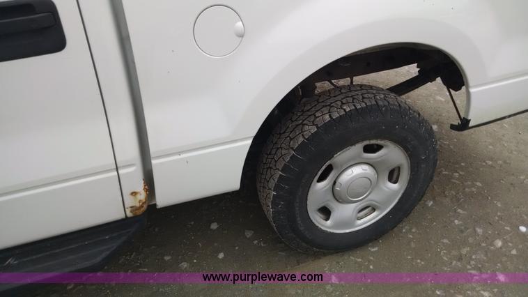 image for item F8434 2008 Ford F150 SuperCrew pickup truck