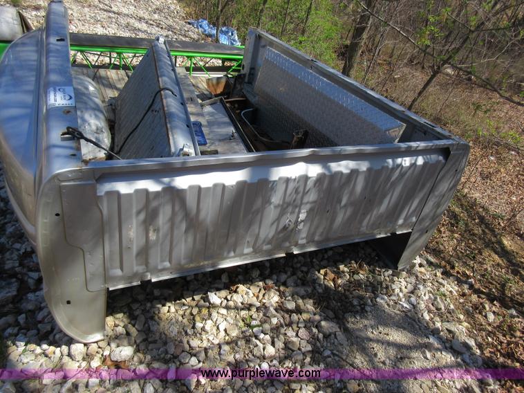 image for item F8444 Dodge Ram 3500 pickup truck bed