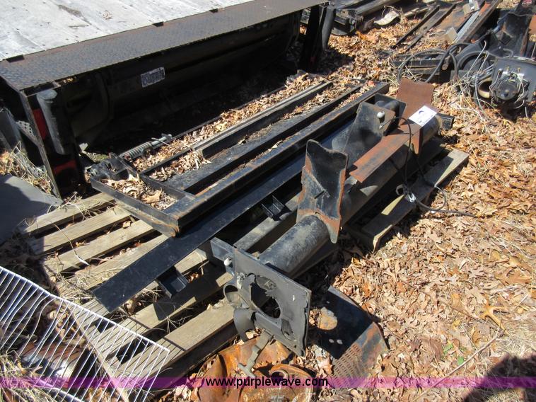 image for item F8449 6'W end gate lift