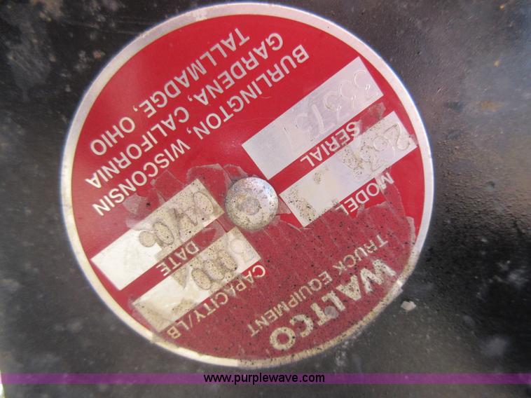 image for item F8450 6'W end gate lift