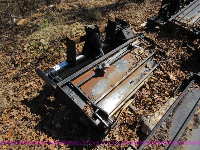 image for item F8451 6'W end gate lift