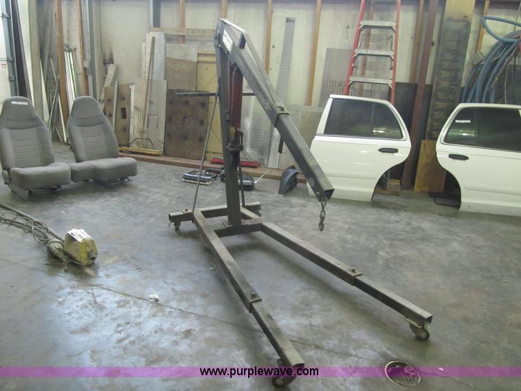 image for item F8992 Ramco 5000 engine hoist