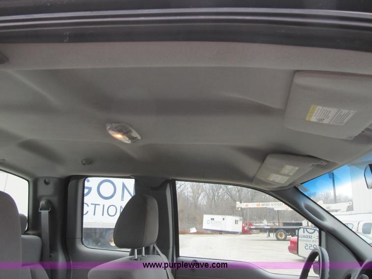 image for item F8996 2006 Ford F150 XL SuperCab pickup truck