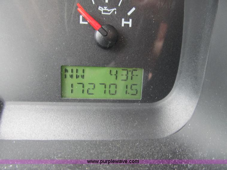 image for item F8997 2006 Ford F150 SuperCrew pickup truck