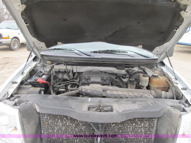 image for item F8997 2006 Ford F150 SuperCrew pickup truck