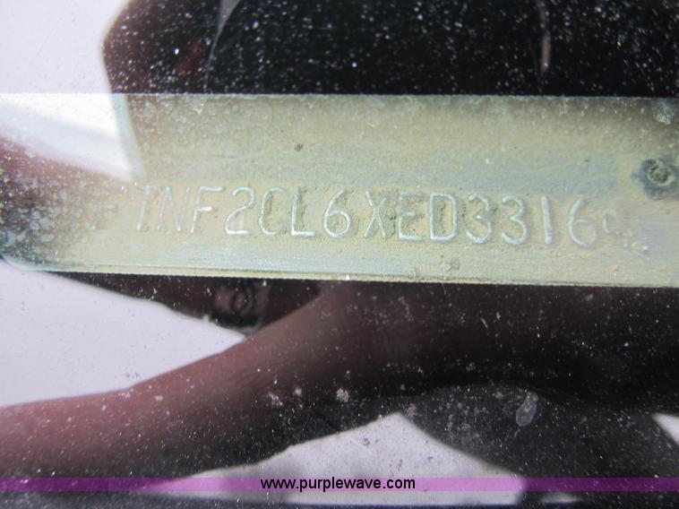 image for item F8999 1999 Ford F250 Super Duty XL pickup truck