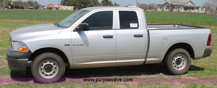 image for item H1563 2011 Dodge Ram 1500 Quad Cab pickup truck