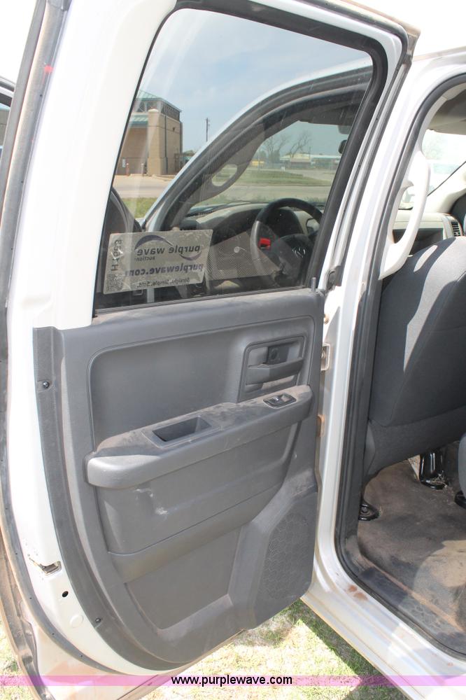 image for item H1563 2011 Dodge Ram 1500 Quad Cab pickup truck