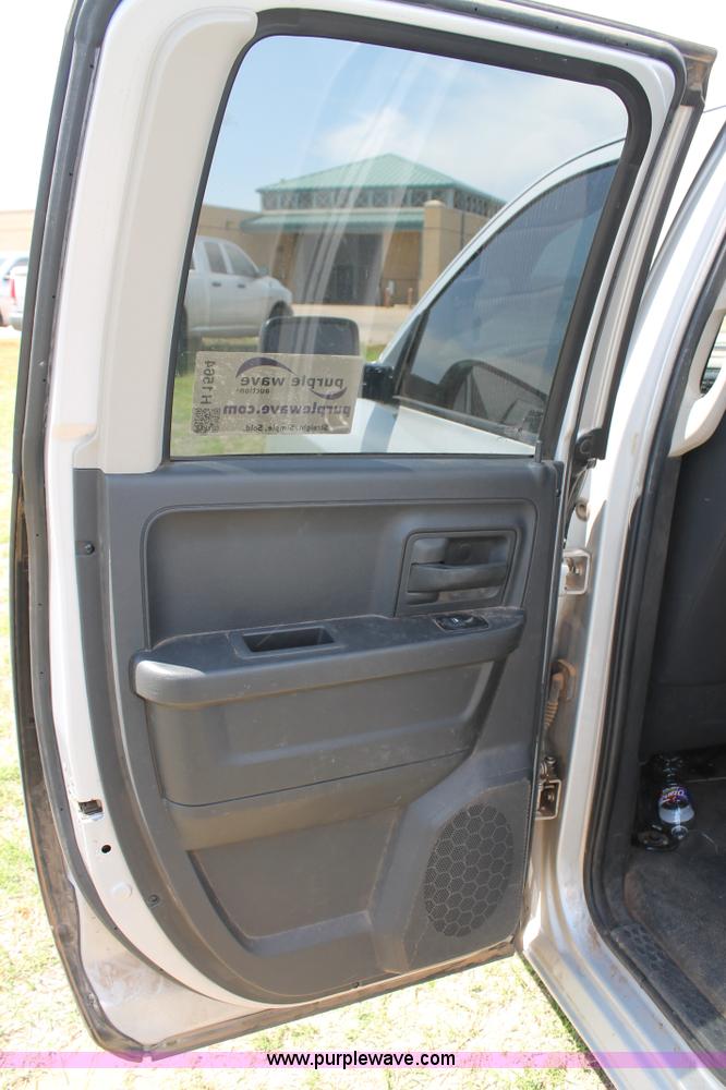 image for item H1564 2011 Dodge Ram 1500 pickup truck