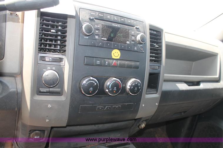 image for item H1564 2011 Dodge Ram 1500 pickup truck