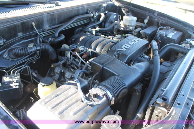 image for item H1568 2005 Toyota Tundra SR5 Double Cab pickup truck