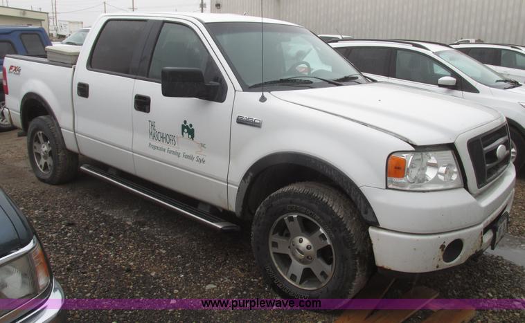 image for item H4700 2007 Ford F150 FX4 SuperCab pickup truck