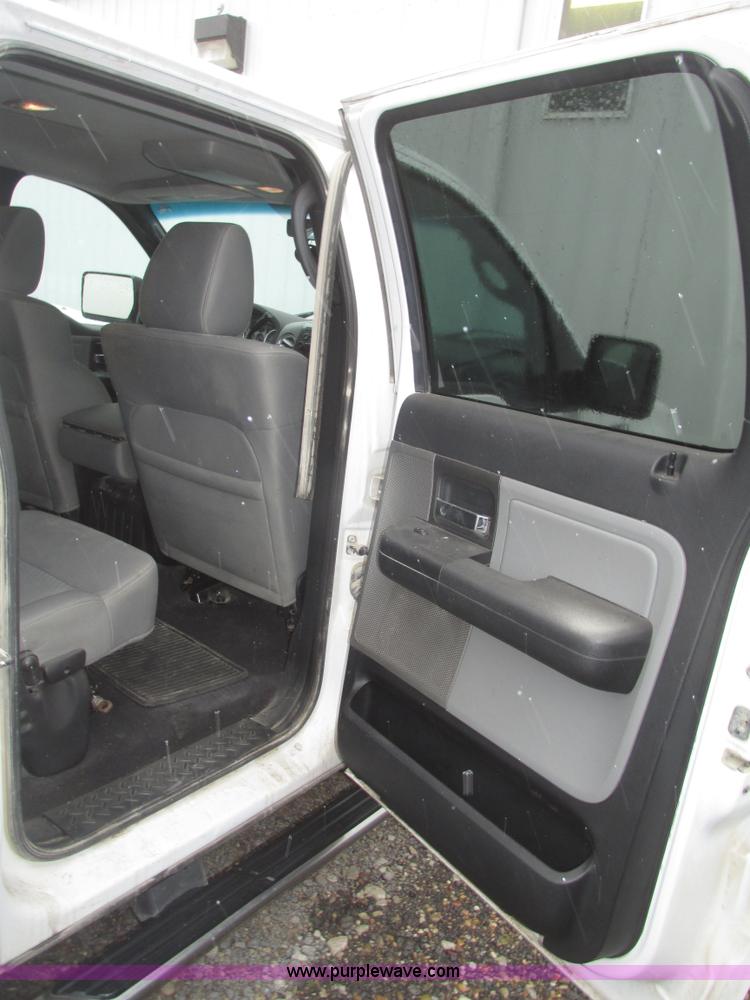 image for item H4700 2007 Ford F150 FX4 SuperCab pickup truck