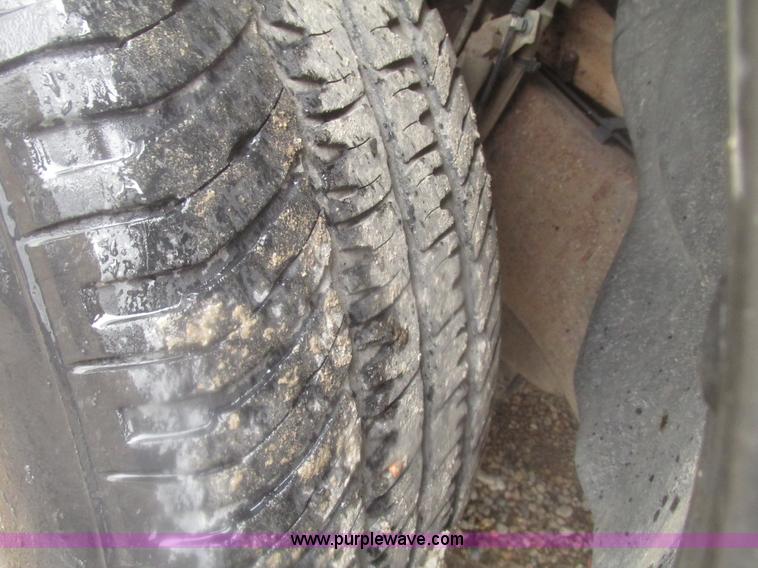 image for item H4700 2007 Ford F150 FX4 SuperCab pickup truck