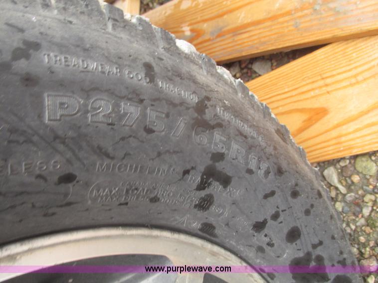 image for item H4700 2007 Ford F150 FX4 SuperCab pickup truck