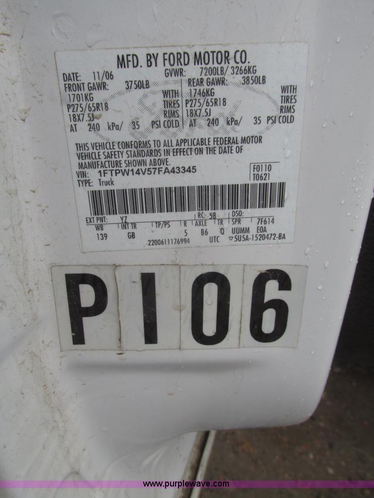 image for item H4700 2007 Ford F150 FX4 SuperCab pickup truck