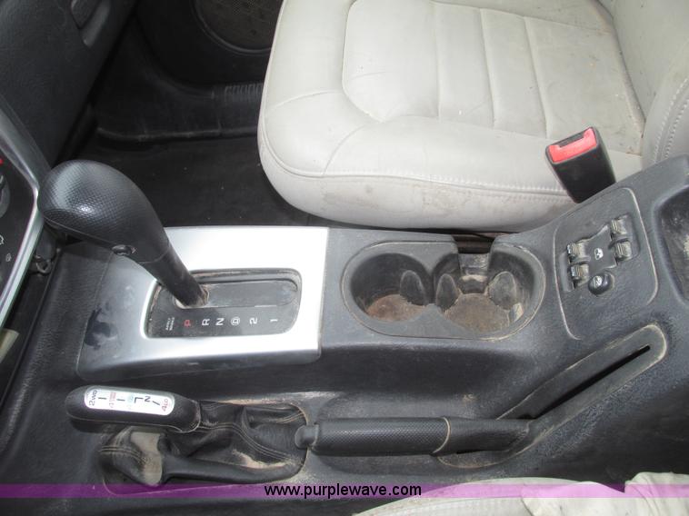 image for item H4702 2003 Jeep Liberty Limited SUV