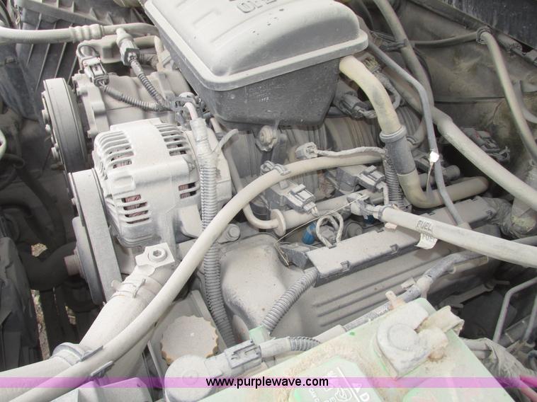 image for item H4702 2003 Jeep Liberty Limited SUV