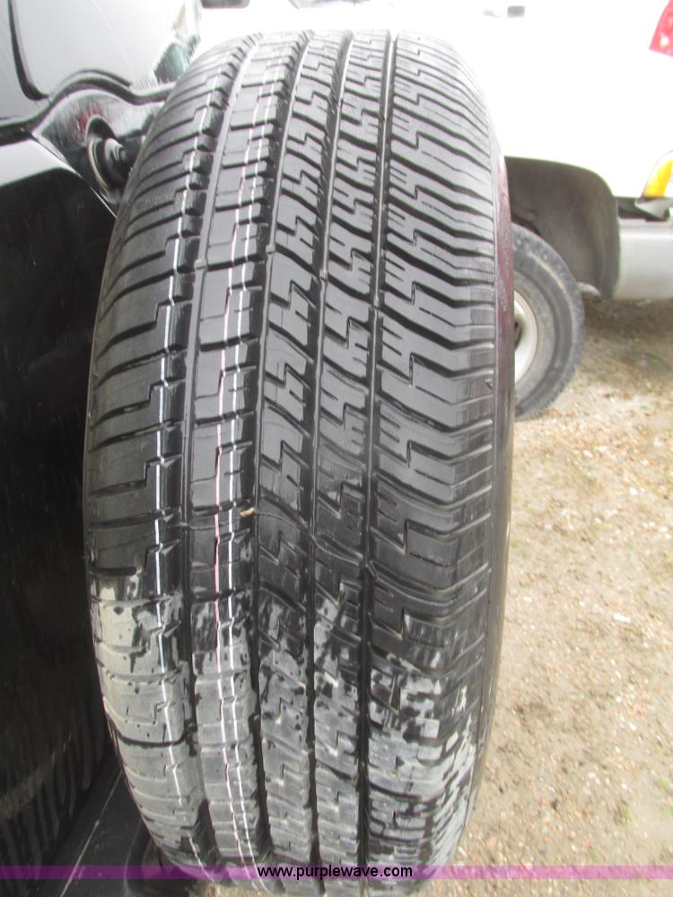 image for item H4702 2003 Jeep Liberty Limited SUV