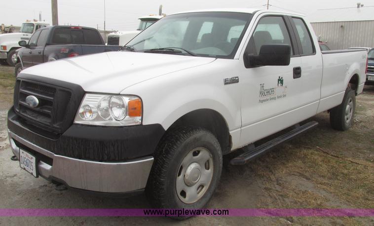 image for item H4703 2008 Ford F150 XL SuperCab pickup truck