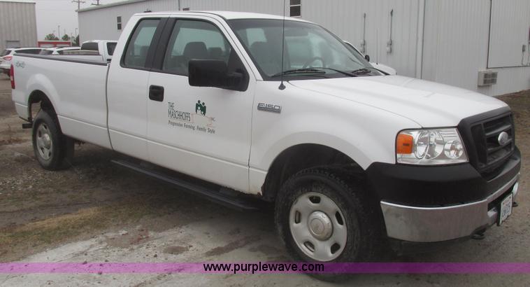 image for item H4703 2008 Ford F150 XL SuperCab pickup truck