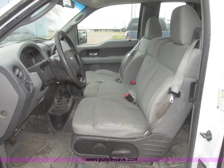 image for item H4703 2008 Ford F150 XL SuperCab pickup truck