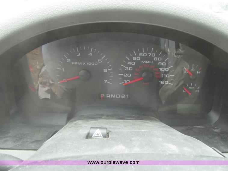 image for item H4703 2008 Ford F150 XL SuperCab pickup truck