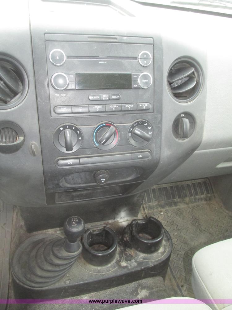 image for item H4703 2008 Ford F150 XL SuperCab pickup truck