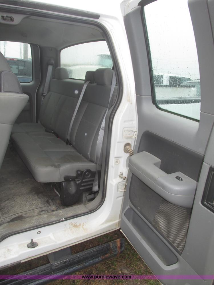 image for item H4703 2008 Ford F150 XL SuperCab pickup truck